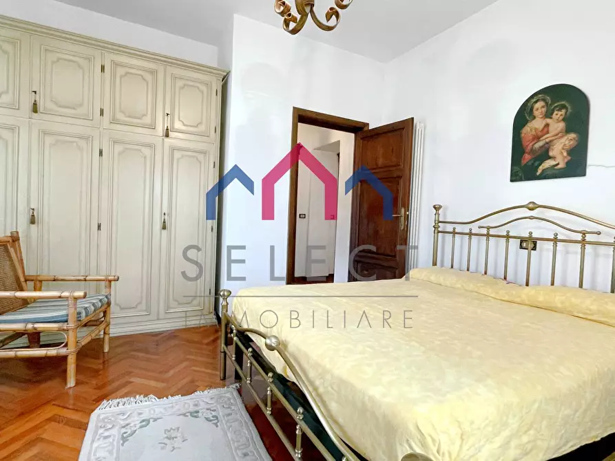 Immagine 32 di Villa in vendita  a Piazza Al Serchio