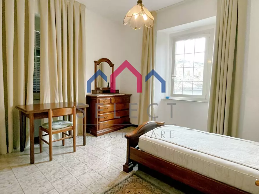 Immagine 27 di Villa in vendita  a Piazza Al Serchio