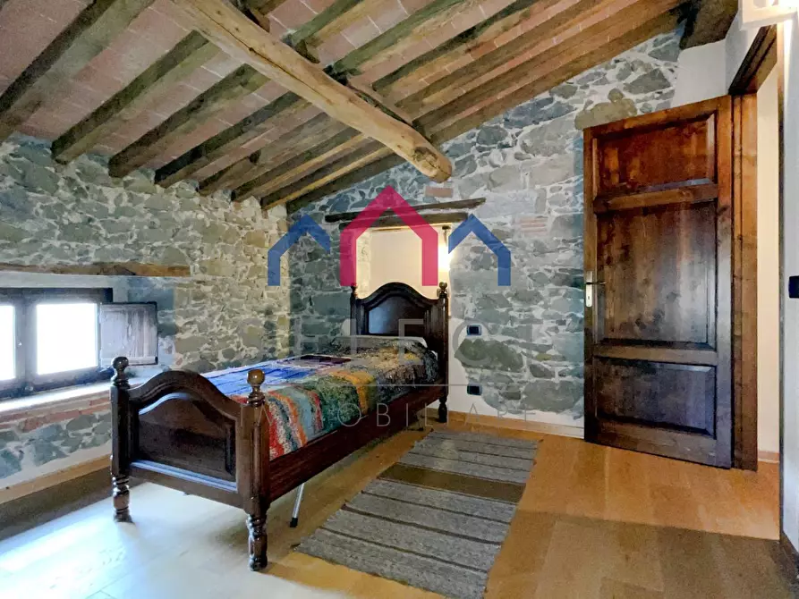 Immagine 58 di Villa in vendita  a Piazza Al Serchio