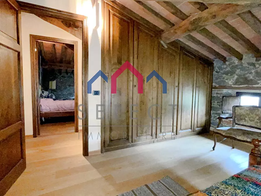 Immagine 62 di Villa in vendita  a Piazza Al Serchio