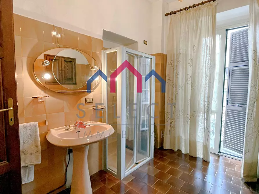 Immagine 25 di Villa in vendita  a Piazza Al Serchio