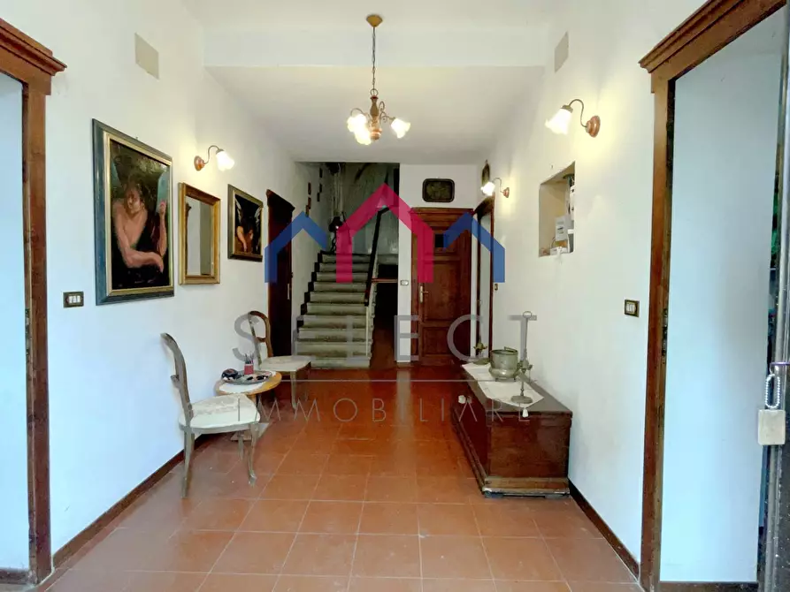 Immagine 6 di Villa in vendita  a Piazza Al Serchio