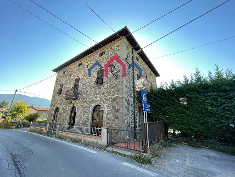 Immagine 83 di Villa in vendita  a Piazza Al Serchio