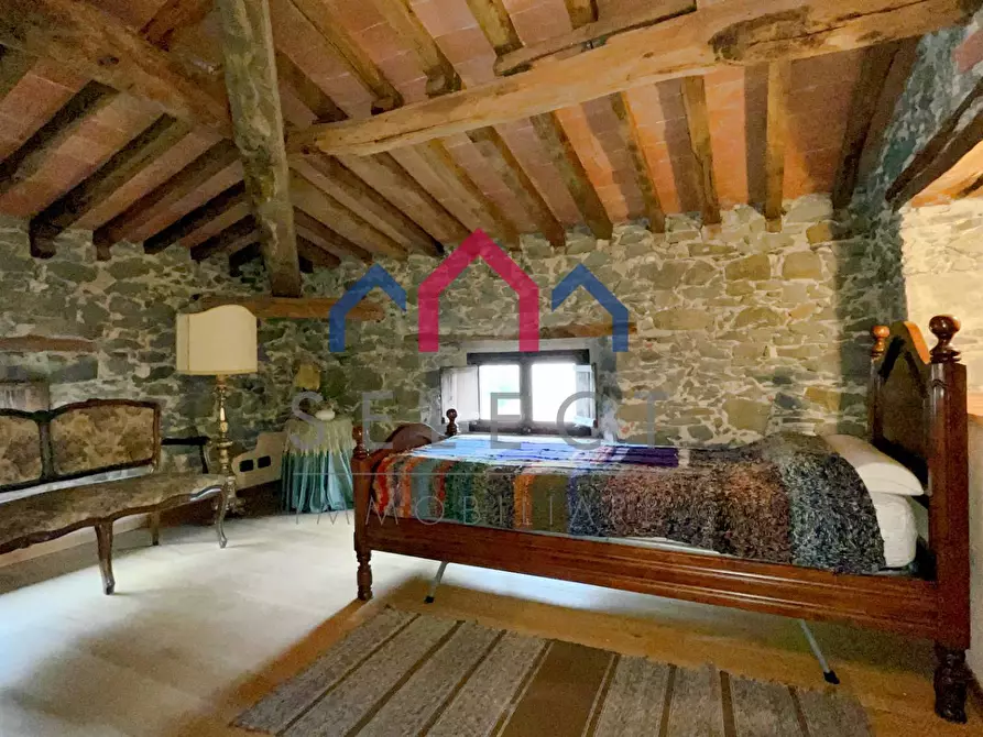 Immagine 57 di Villa in vendita  a Piazza Al Serchio