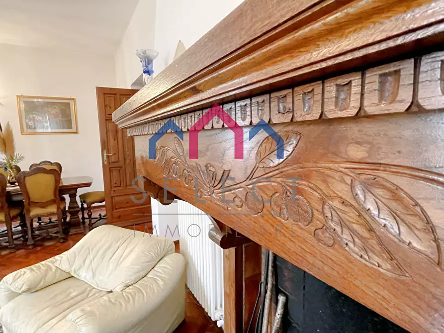 Immagine 20 di Villa in vendita  a Piazza Al Serchio