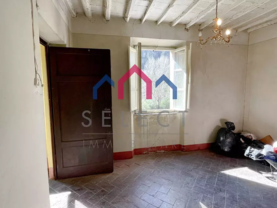 Immagine 39 di Casa semindipendente in vendita  a Borgo A Mozzano