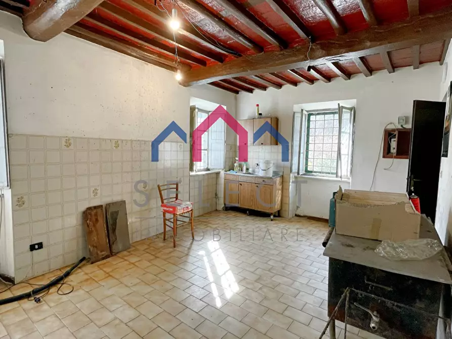 Immagine 4 di Casa semindipendente in vendita  a Borgo A Mozzano