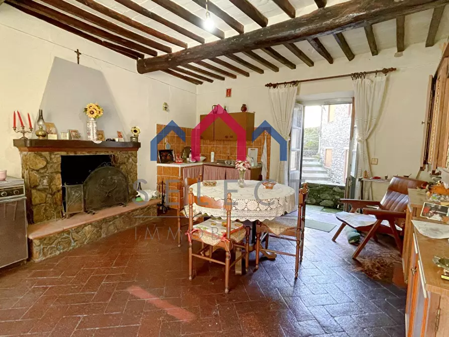 Immagine 14 di Casa semindipendente in vendita  a Borgo A Mozzano