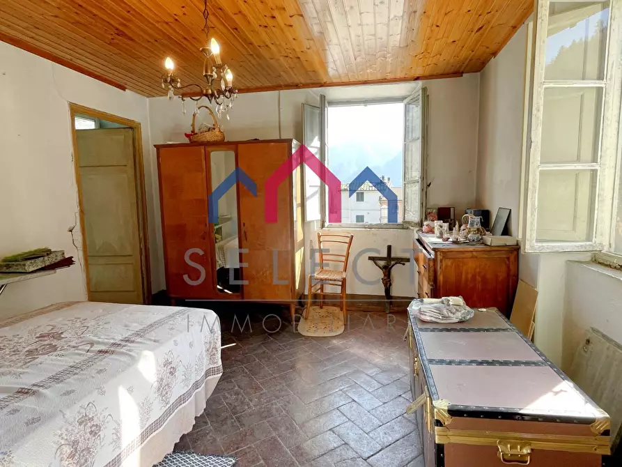 Immagine 42 di Casa semindipendente in vendita  a Borgo A Mozzano