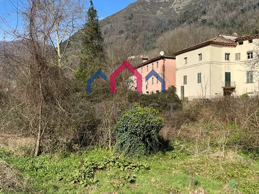 Immagine 70 di Casa semindipendente in vendita  a Borgo A Mozzano