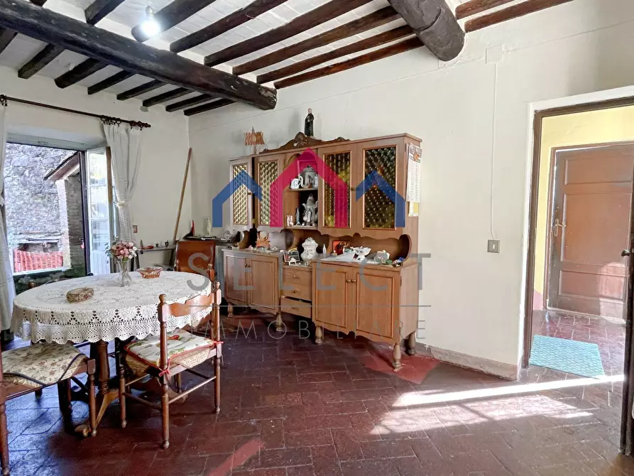 Immagine 15 di Casa semindipendente in vendita  a Borgo A Mozzano