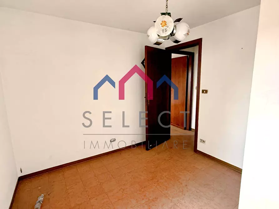 Immagine 10 di Casa semindipendente in vendita  a Villa Basilica