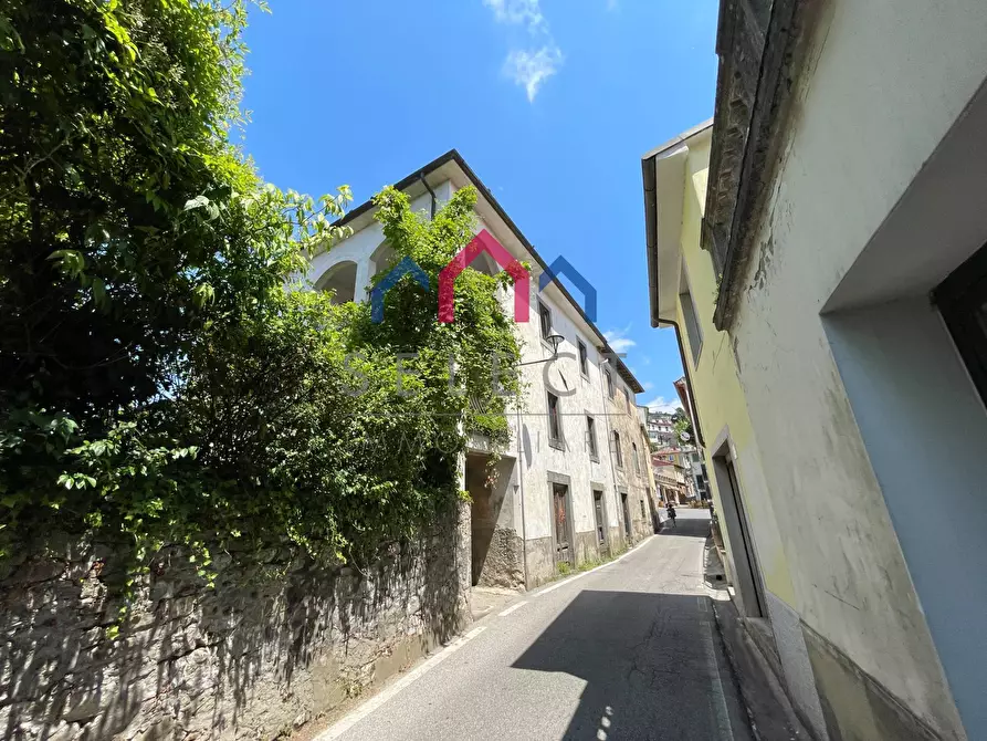 Immagine 7 di Casa semindipendente in vendita  a Coreglia Antelminelli