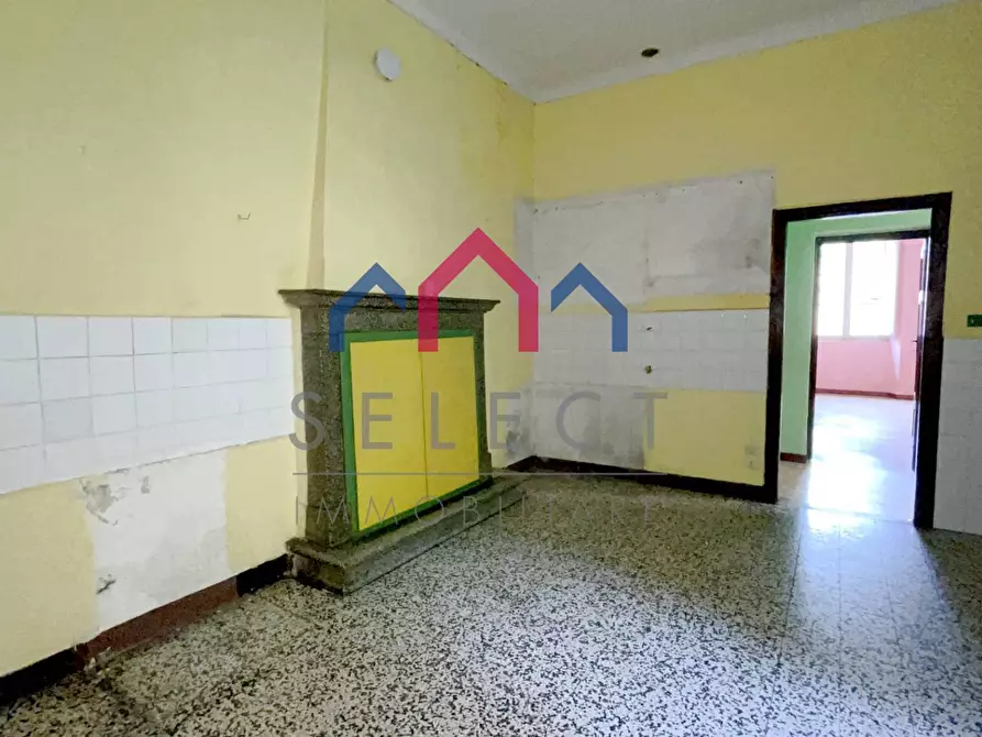 Immagine 38 di Palazzo in vendita  a Bagni Di Lucca