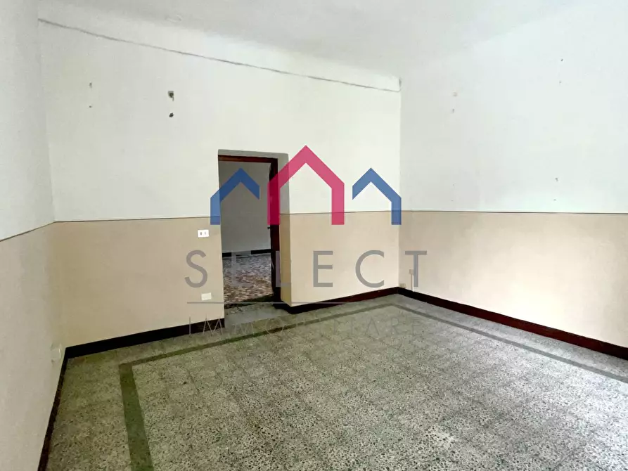Immagine 23 di Palazzo in vendita  a Bagni Di Lucca