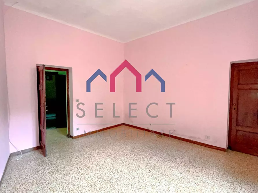 Immagine 56 di Palazzo in vendita  a Bagni Di Lucca