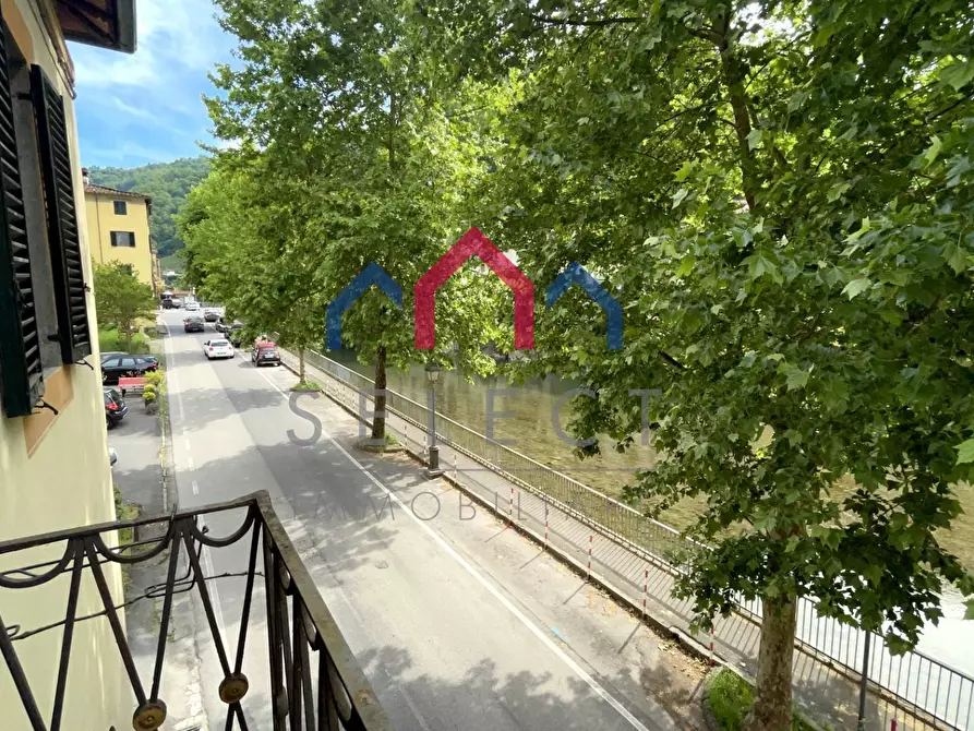 Immagine 27 di Palazzo in vendita  a Bagni Di Lucca