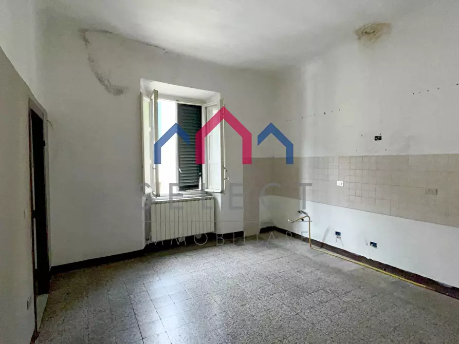Immagine 16 di Palazzo in vendita  a Bagni Di Lucca