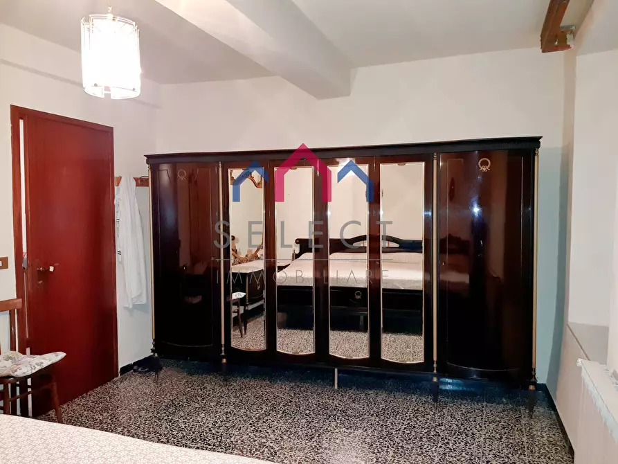 Immagine 26 di Casa semindipendente in vendita  a Borgo A Mozzano