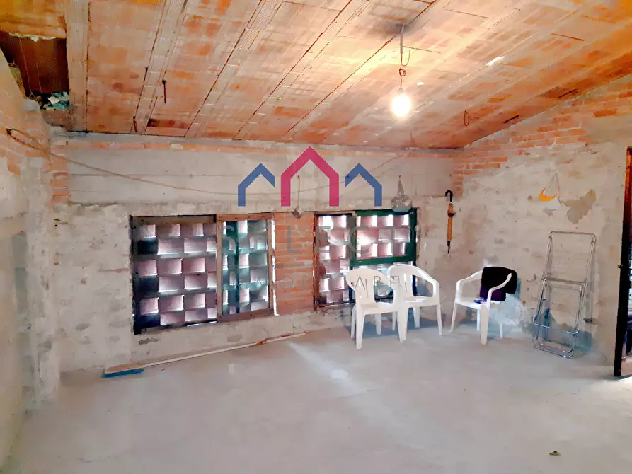 Immagine 59 di Casa semindipendente in vendita  a Borgo A Mozzano