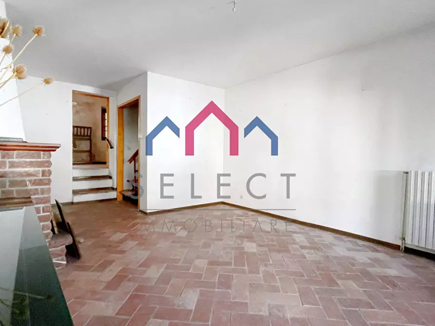 Immagine 12 di Casa semindipendente in vendita  a Borgo A Mozzano