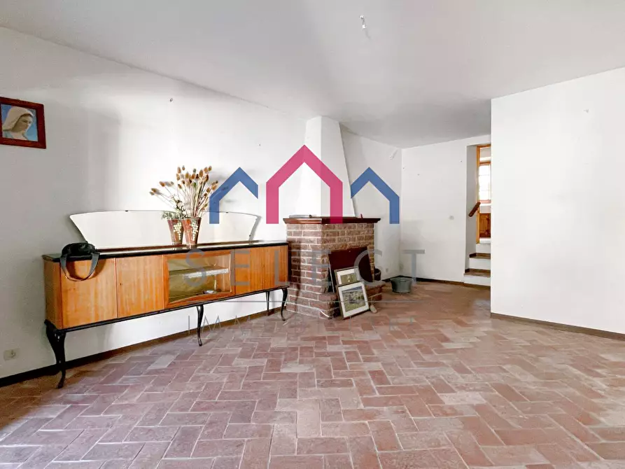 Immagine 10 di Casa semindipendente in vendita  a Borgo A Mozzano