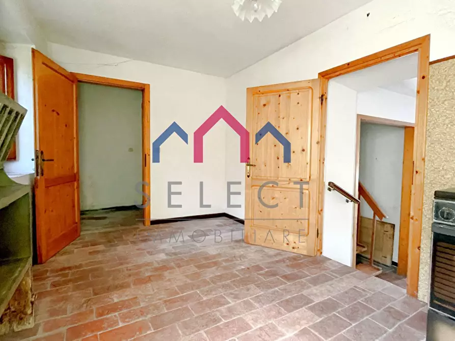 Immagine 22 di Casa semindipendente in vendita  a Borgo A Mozzano