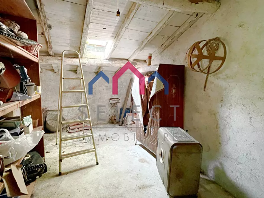 Immagine 34 di Casa semindipendente in vendita  a Borgo A Mozzano