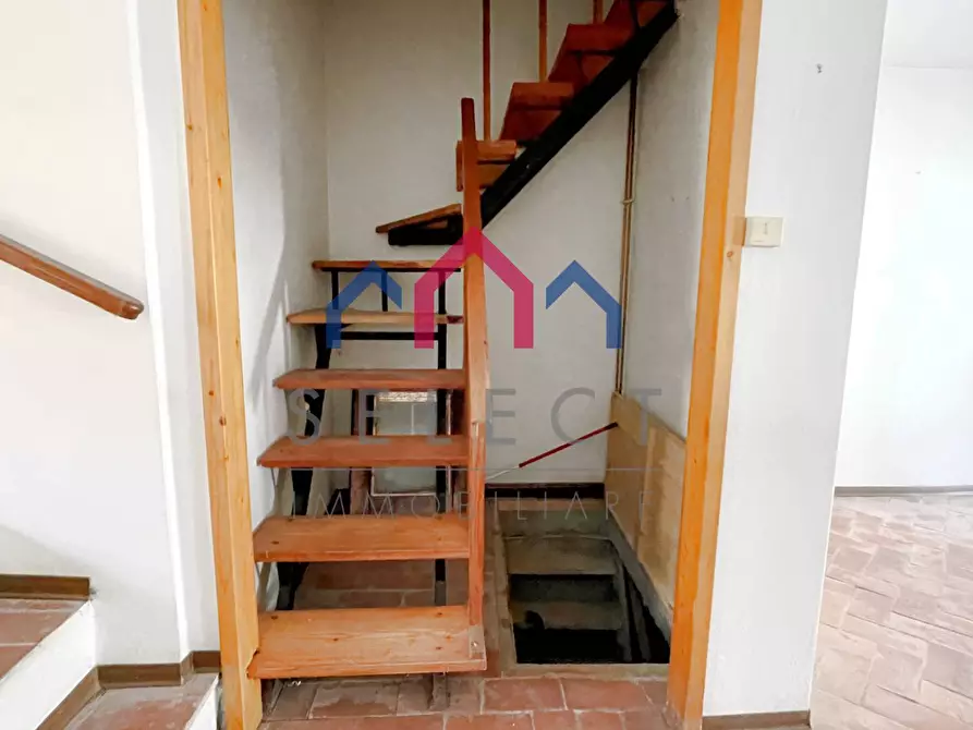 Immagine 17 di Casa semindipendente in vendita  a Borgo A Mozzano