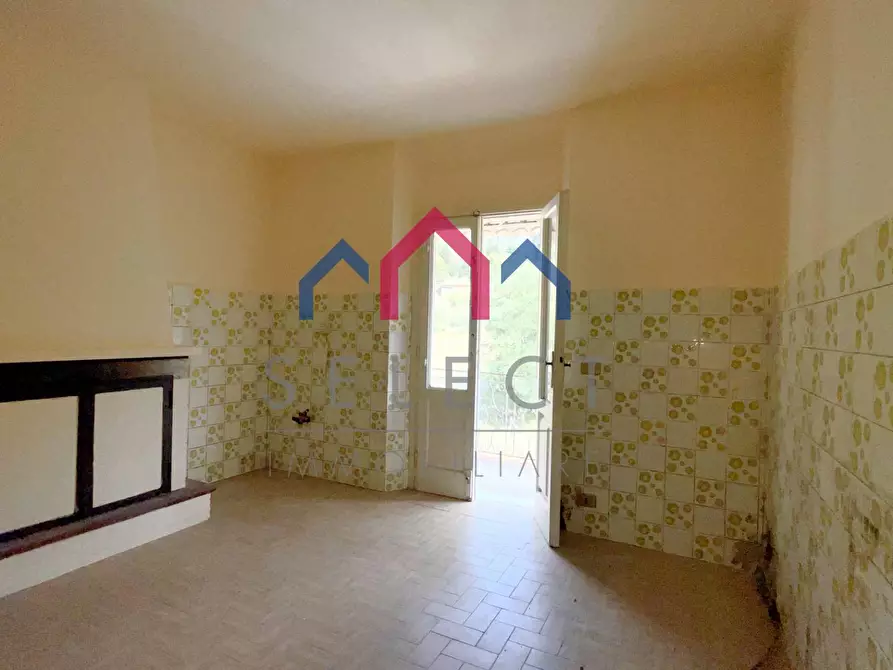 Immagine 15 di Appartamento in vendita  a Pescaglia