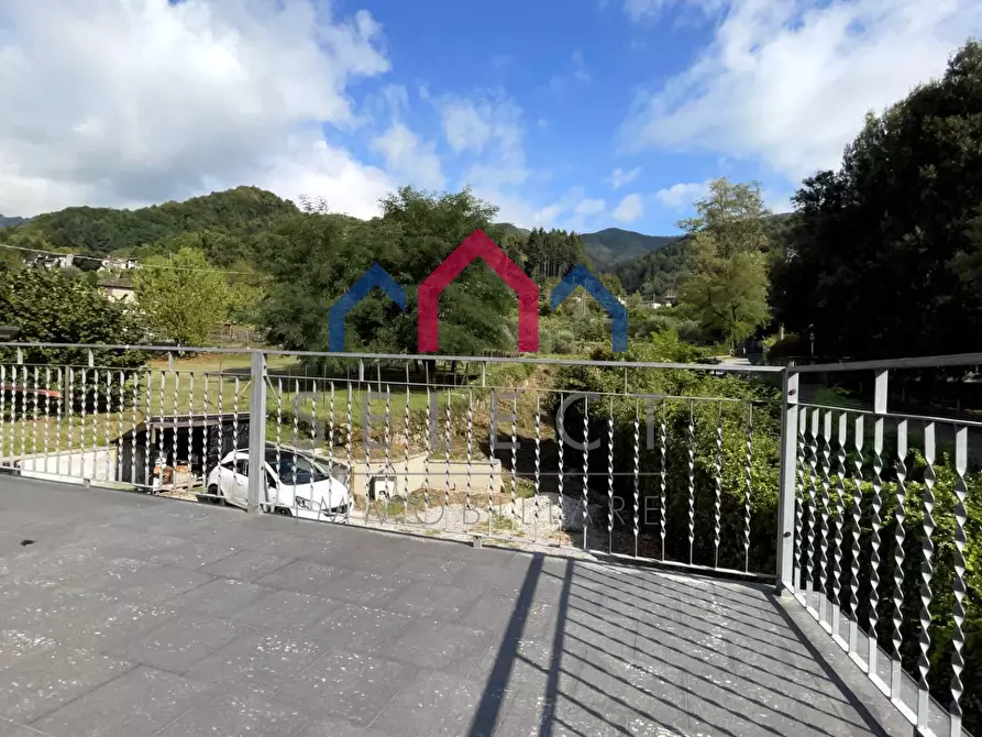 Immagine 32 di Appartamento in vendita  a Pescaglia