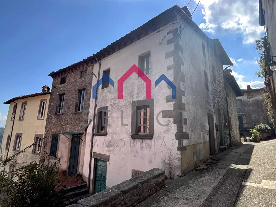 Immagine 53 di Casa semindipendente in vendita  a Pescaglia
