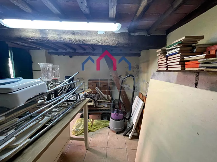 Immagine 50 di Casa semindipendente in vendita  a Pescaglia