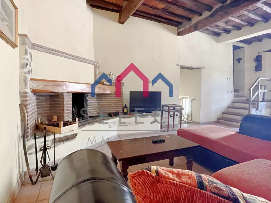 Immagine 29 di Casa semindipendente in vendita  a Pescaglia