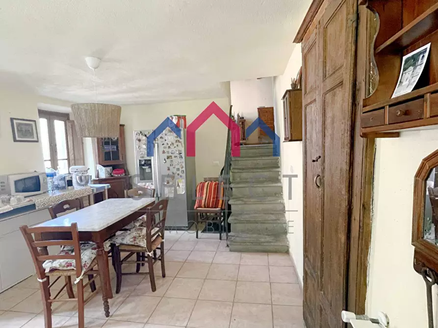 Immagine 9 di Casa semindipendente in vendita  a Pescaglia