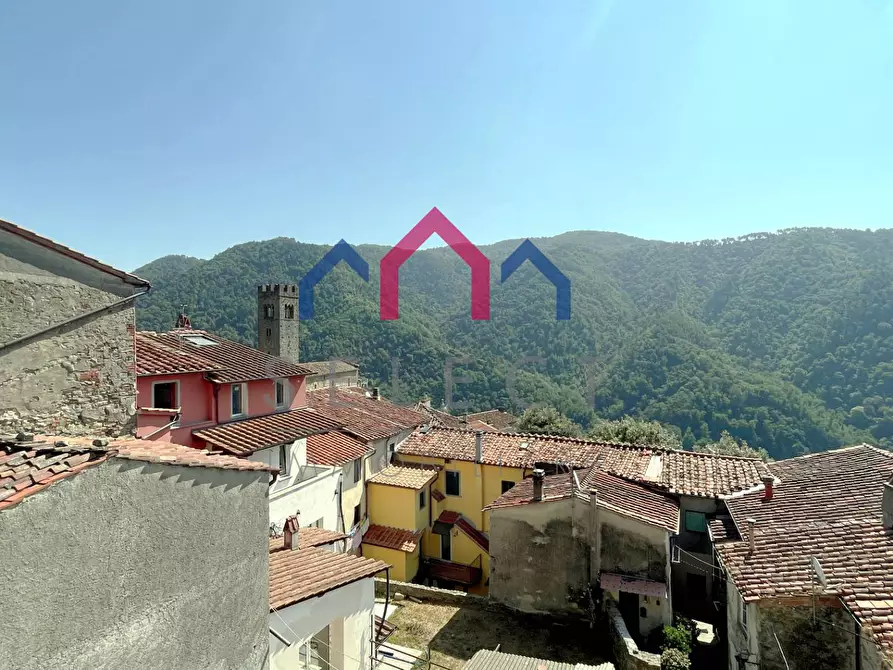 Immagine 30 di Casa semindipendente in vendita  a Villa Basilica