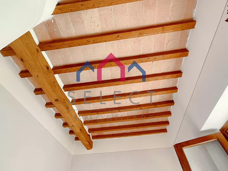 Immagine 61 di Appartamento in vendita  a Barga