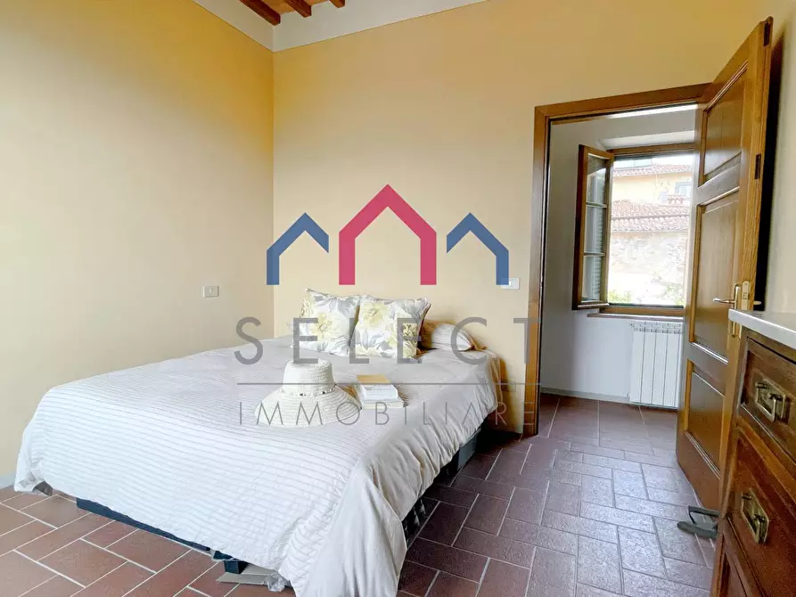 Immagine 50 di Appartamento in vendita  a Barga