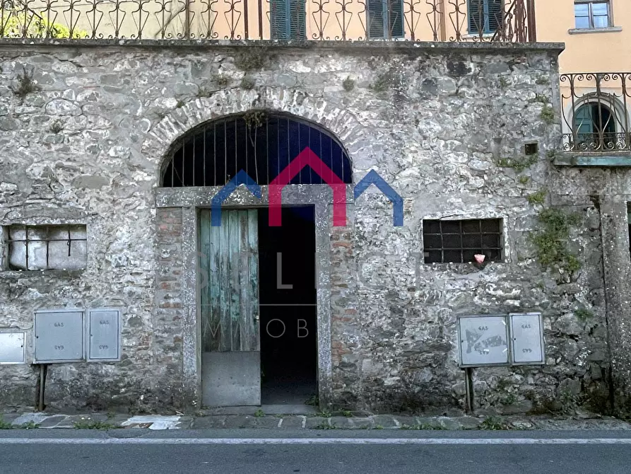 Immagine 62 di Appartamento in vendita  a Barga