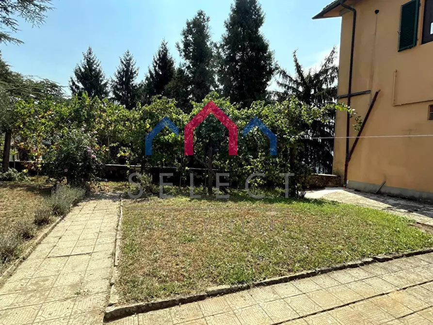 Immagine 9 di Appartamento in vendita  a Barga