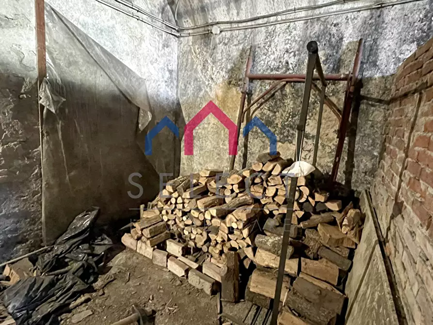 Immagine 65 di Appartamento in vendita  a Barga