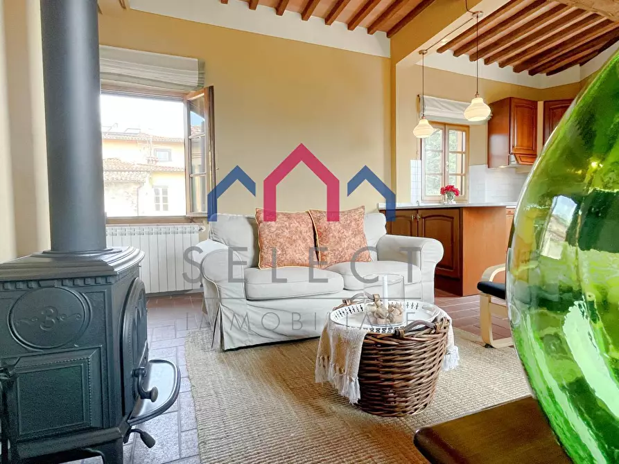 Immagine 25 di Appartamento in vendita  a Barga