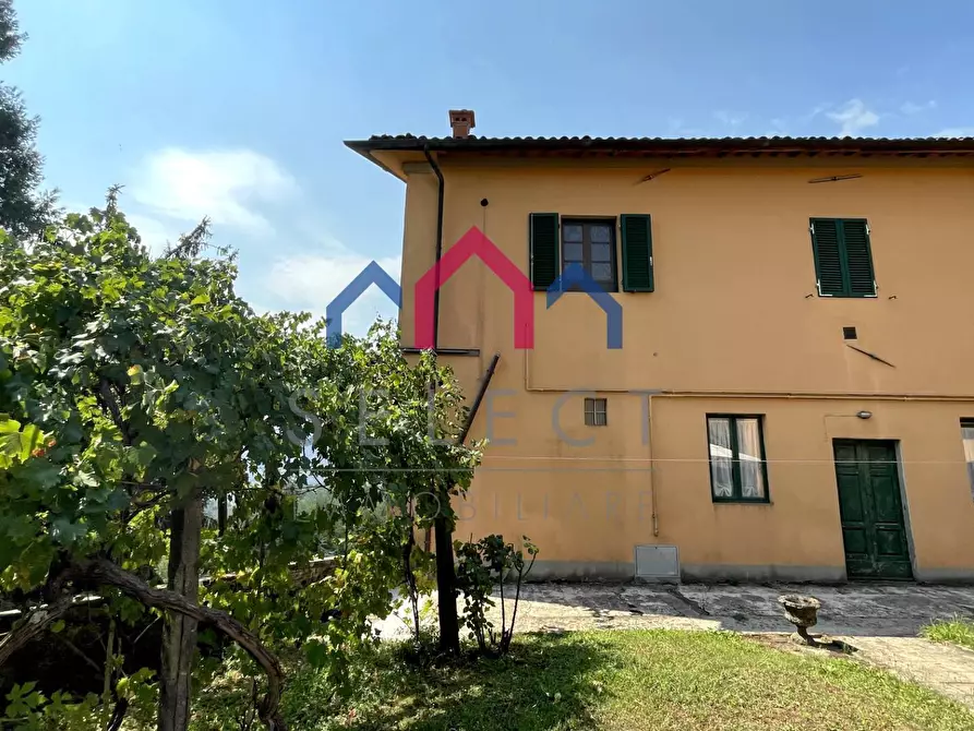 Immagine 8 di Appartamento in vendita  a Barga