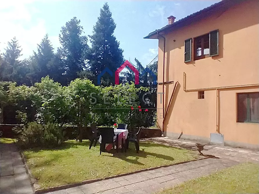 Immagine 12 di Appartamento in vendita  a Barga