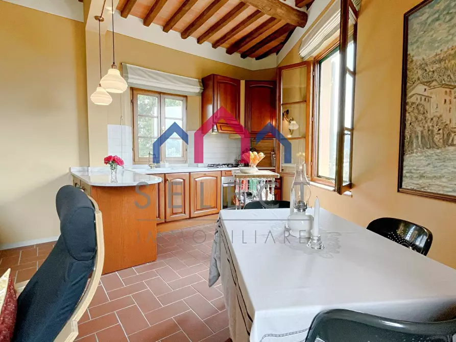 Immagine 39 di Appartamento in vendita  a Barga