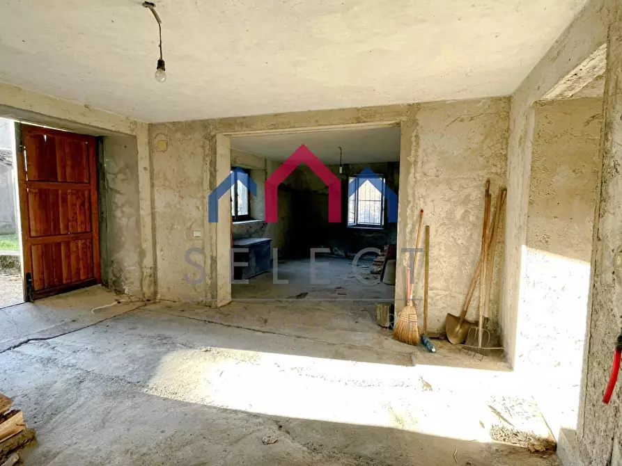 Immagine 73 di Casa semindipendente in vendita  a Sillano Giuncugnano