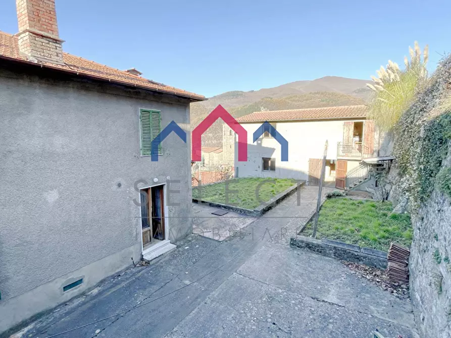 Immagine 20 di Casa semindipendente in vendita  a Sillano Giuncugnano