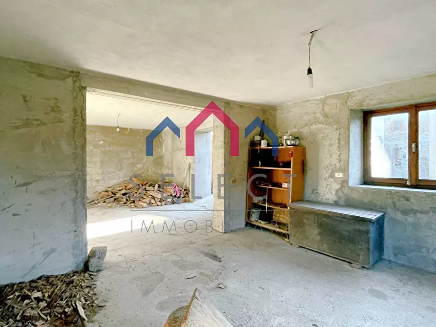 Immagine 78 di Casa semindipendente in vendita  a Sillano Giuncugnano