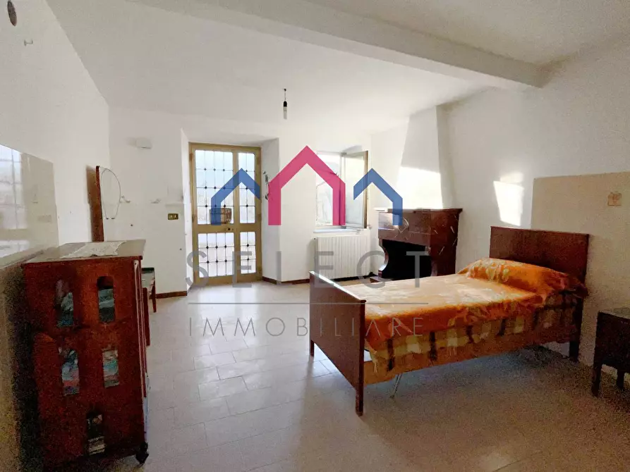 Immagine 61 di Casa semindipendente in vendita  a Sillano Giuncugnano