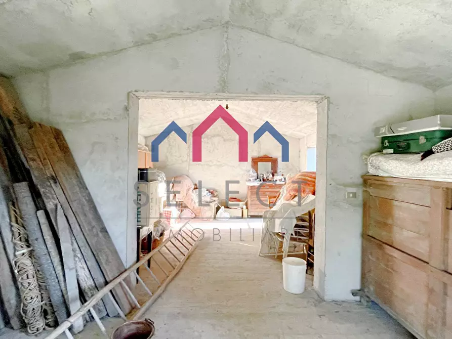 Immagine 86 di Casa semindipendente in vendita  a Sillano Giuncugnano